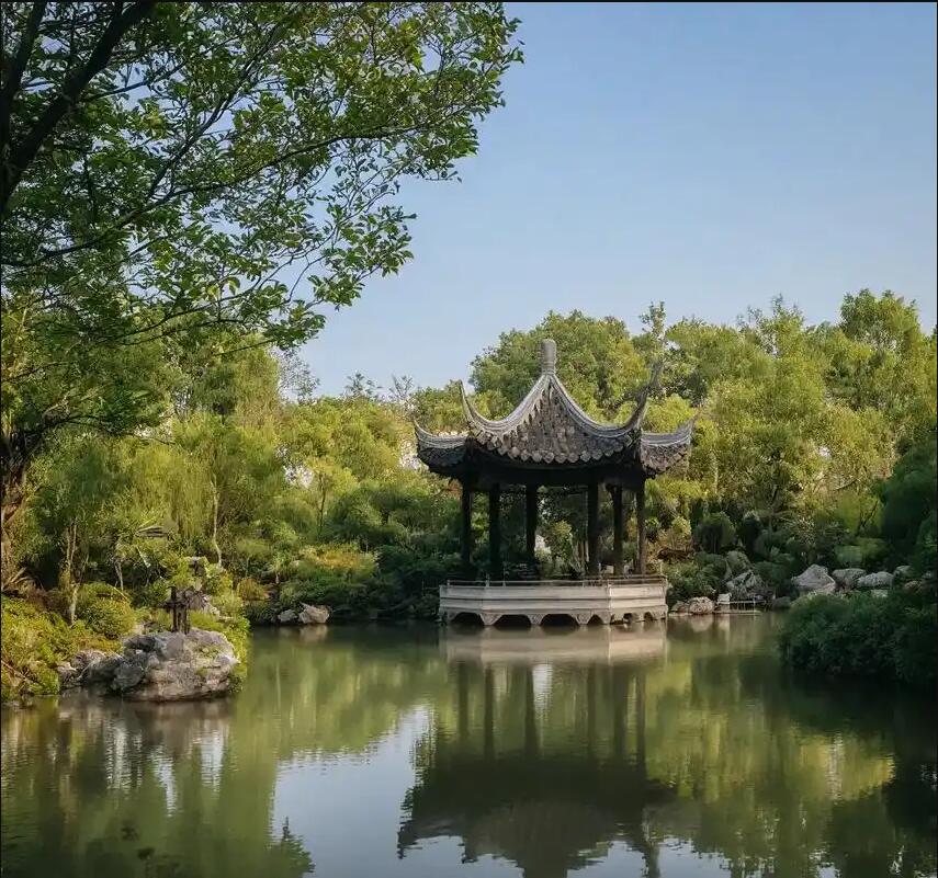 达日县向雪餐饮有限公司